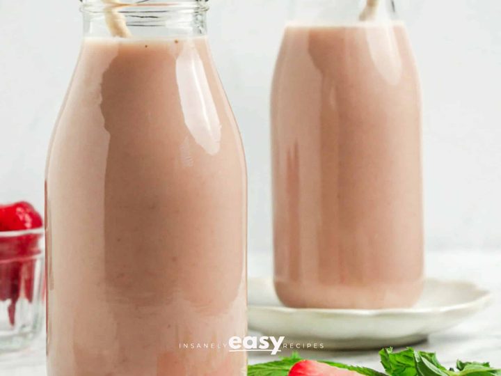 How to Make Almond Milk (Unsweet / Sweet / Chocolate / Strawberry) - Make  It Dairy Free